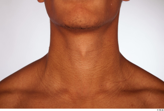 Nabil neck 0002.jpg